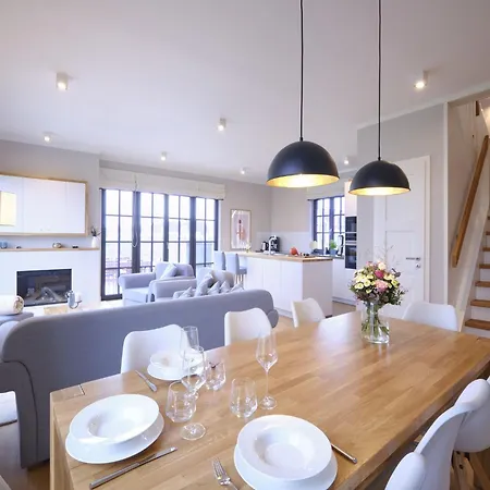 Reetland Am - Luxusplus Reetdachvilla Mit 4 Schlafzimmern, Sauna Und Kamin G15 Ferienhaus *