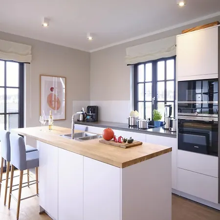 Reetland Am - Luxusplus Reetdachvilla Mit 4 Schlafzimmern, Sauna Und Kamin G15 Ferienhaus